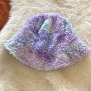 Spirithoods Fluffy Bucket Hat